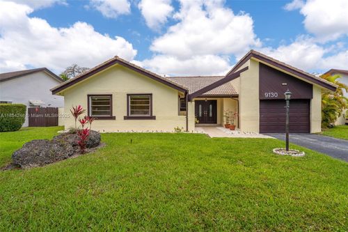 0-9130 Sw 101st Ave, Miami, FL, 33176-1712 | Card Image