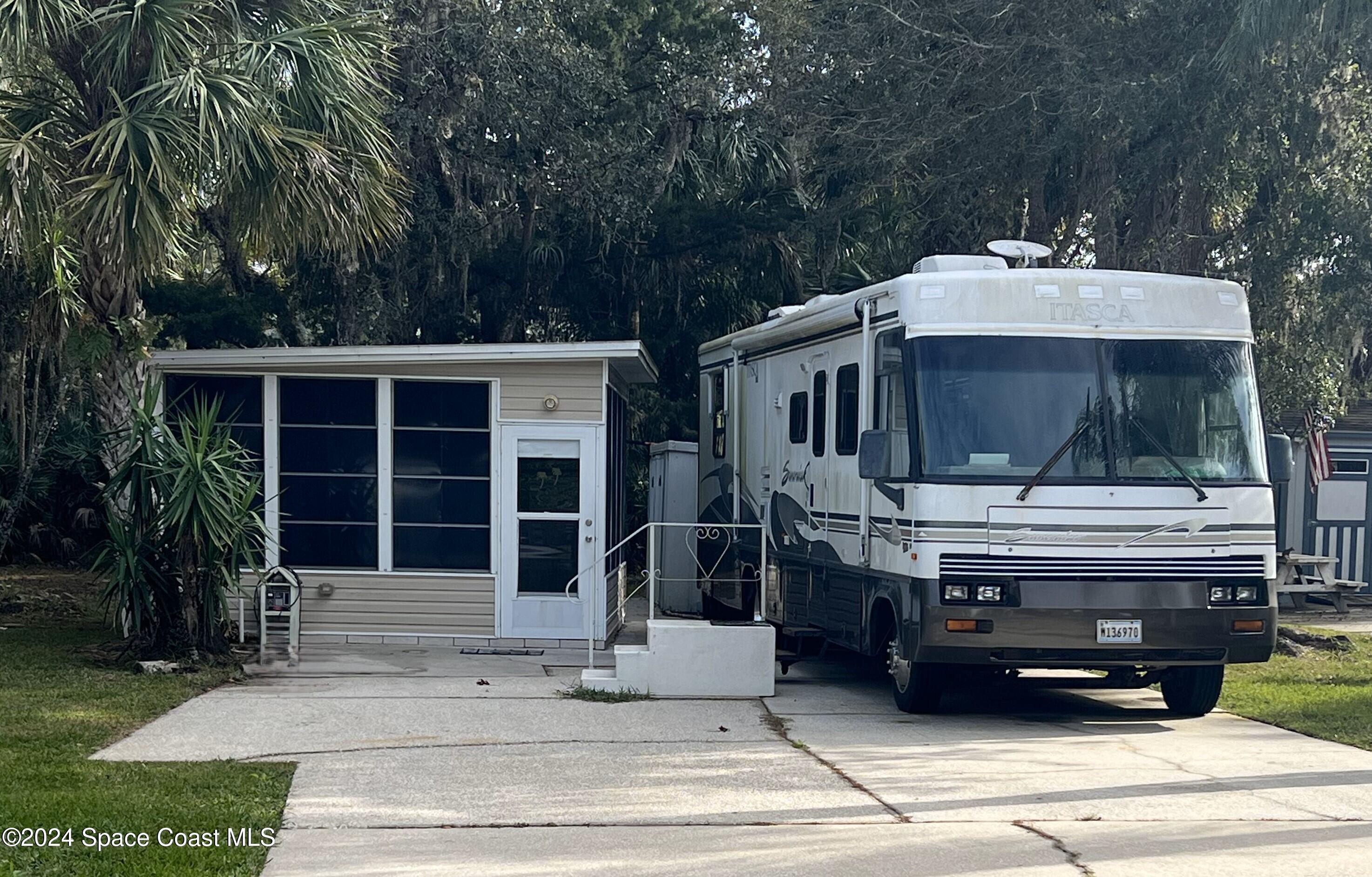 Oak Cove Rd, Titusville, FL 32780