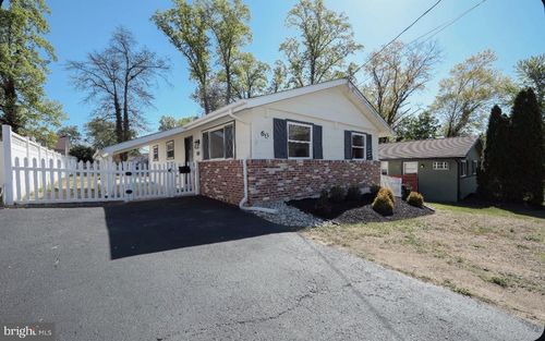 60 N Oakland Ave, RUNNEMEDE, NJ, 08078-1638 | Card Image