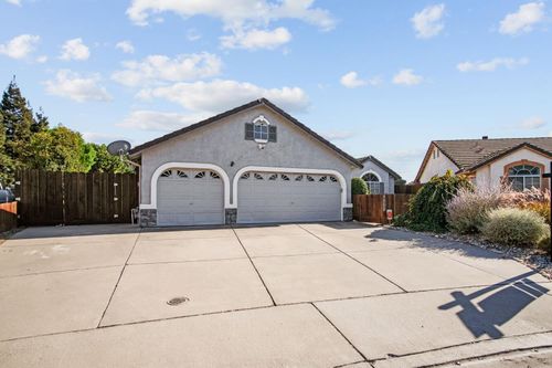 4800 Littleton Way, Salida, CA, 95368-9043 | Card Image