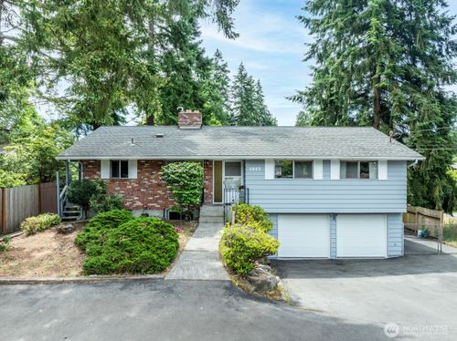 1847 N 183rd St, Shoreline, WA, 98133-4629 | Card Image