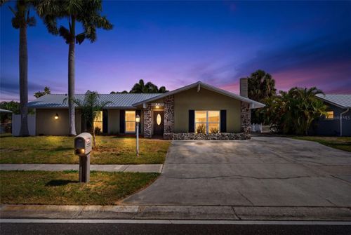 2555 Constitution Blvd, Sarasota, FL, 34231-4958 | Card Image
