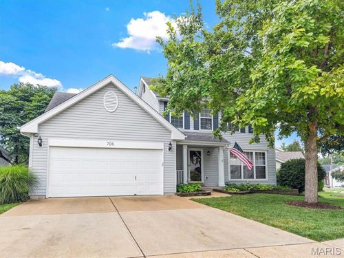 706 Summer Top Cir, Fenton, MO, 63026-3903 | Card Image