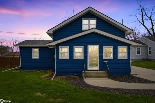 1210 Vine St, West Des Moines, IA, 50265-4439 | Card Image