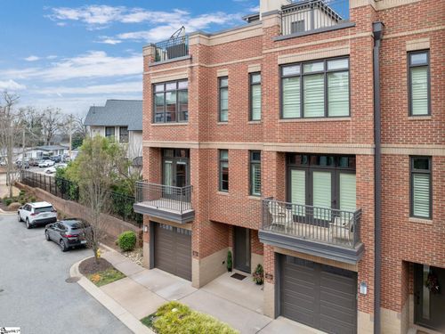 unit-303-1027 Main Street, Greenville, SC, 29601 | Card Image