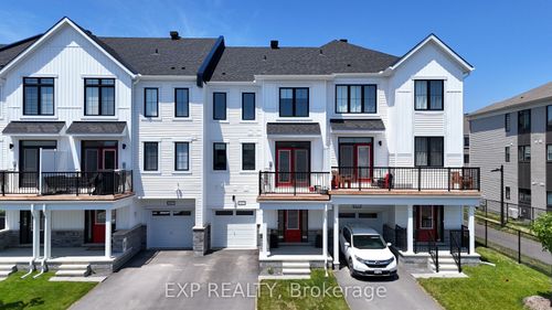 689 Quilter Row, Richmond, ON, K0A2Z0 | Card Image