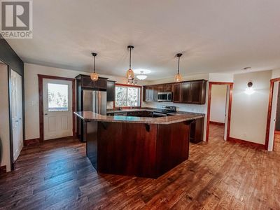 7604 Womack Rd, House other with 2 bedrooms, 2 bathrooms and null parking in Lone Butte BC | Image 3