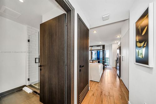 apt-4416-398 Ne 5th St, Miami, FL, 33132-2176 | Card Image