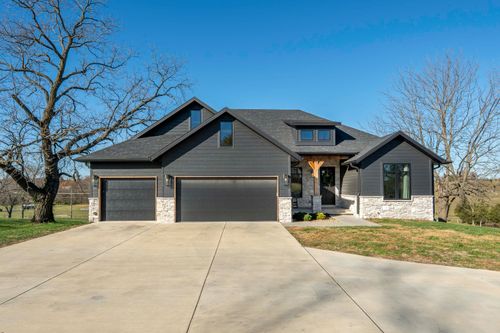102 Kings Ct, Ozark, MO, 65721-4513 | Card Image
