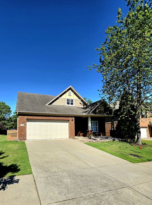 7339 Autumn Crossing Way, Brentwood, TN, 37027-8827 | Card Image