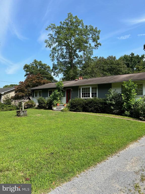 Shoreham Beach Rd, Edgewater, MD 21037