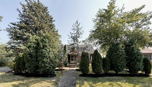 123 Cornell Ave, Amherst, NY, 14226-4277 | Card Image