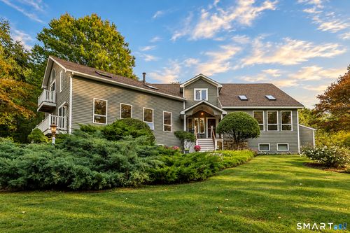 12 Loormann Ln, Gaylordsville, CT, 06755-1118 | Card Image