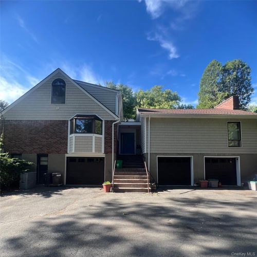 70 Buena Vista Road, Clarkstown, NY, 10956 | Card Image