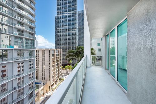 1207-55 Se 6 St, Miami, FL, 33131 | Card Image