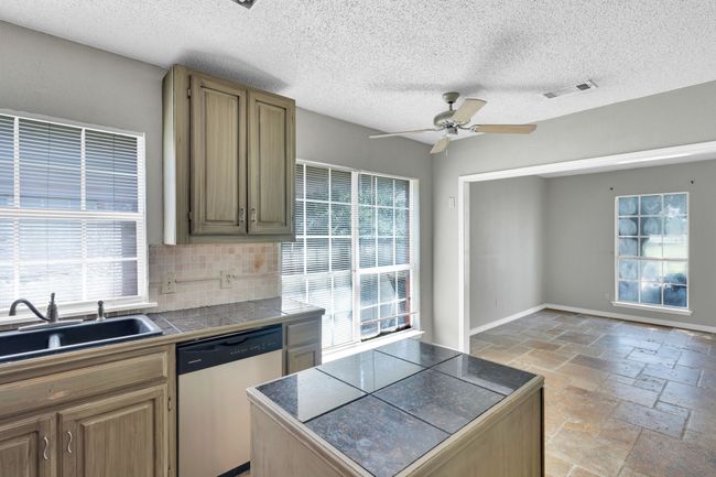 312 Pool St, House other with 4 bedrooms, 3 bathrooms and null parking in Cedar Hill TX | Image 11