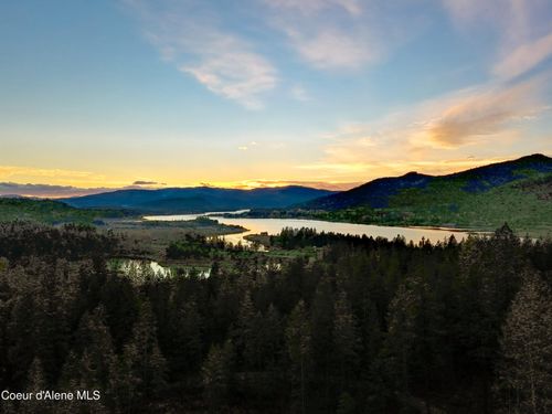 320 Towering Pines Drive (5 Ac), Sagle, ID, 83860 | Card Image