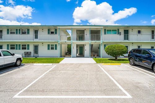 207-1117 Lake Ter, Boynton Beach, FL, 33426-4276 | Card Image