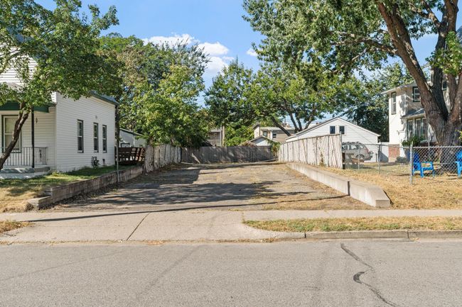 9-web-or-mls-2110 4th St NE-9.jpg | Image 13