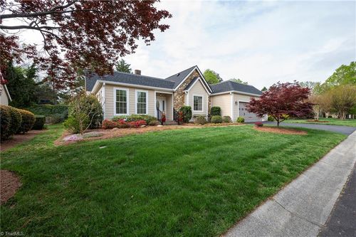 128 Laurel Pl, Bermuda Run, NC, 27006-8407 | Card Image