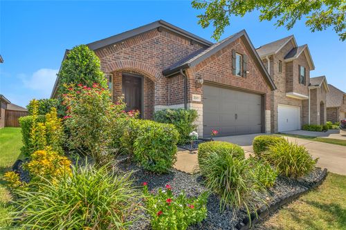 2537 Pettus Dr, Forney, TX, 75126-4172 | Card Image