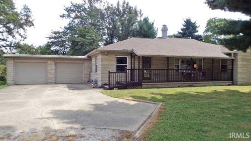 105 Wolfe St, Oaktown, IN, 47561-8089 | Card Image