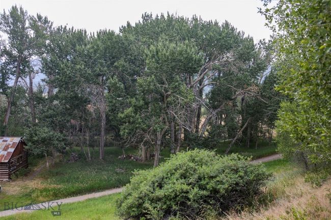 9 Grizzly Meadow Rd, House other with 4 bedrooms, 3 bathrooms and null parking in Emigrant MT | Image 64
