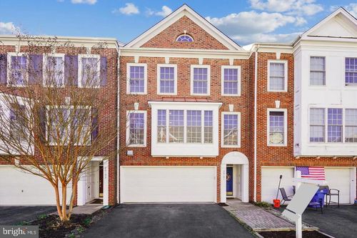 26101 Nimbleton Sq, CHANTILLY, VA, 20152-3658 | Card Image