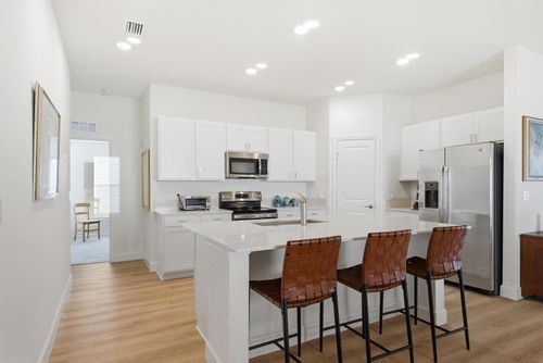 868 Bent Creek Dr, Fort Pierce, FL, 34947-1326 | Card Image