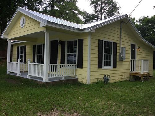 404 Kelly St, Woodville, TX, 75979-4710 | Card Image