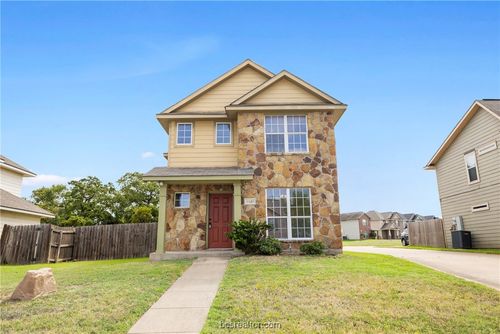 4031 Southern Trace Dr, College Station, TX, 77845-4067 | Card Image