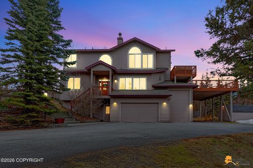 10100 Zermatt Cir, Anchorage, AK, 99507-6047 | Card Image