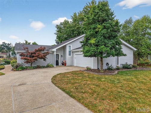 37 Normandy Dr, Lake St Louis, MO, 63367-1504 | Card Image