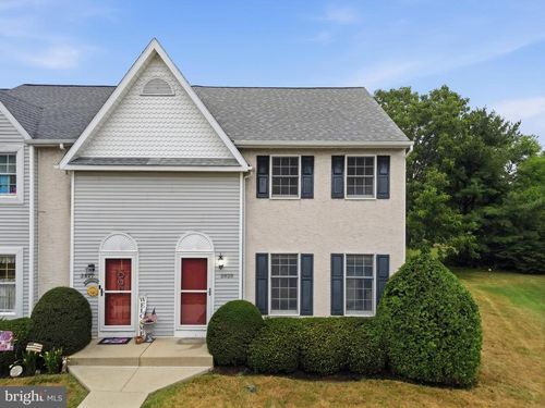 2825 Sturbridge Ct, Sinking Spring, PA, 19608-1676 | Card Image