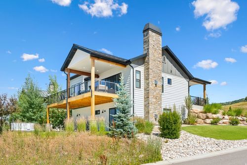 210-4377 Seven Bridges Rd, Eden, UT, 84310-6830 | Card Image