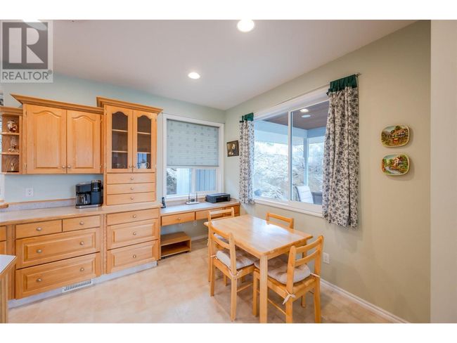 19409 Mcdougald Rd, House other with 3 bedrooms, 2 bathrooms and 2 parking in Summerland BC | Image 7