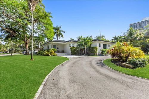 800 Ne 72nd St, Miami, FL, 33138-5728 | Card Image