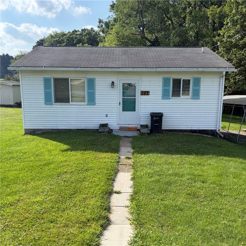 107 James St, W Leechburg, PA, 15656-9223 | Card Image