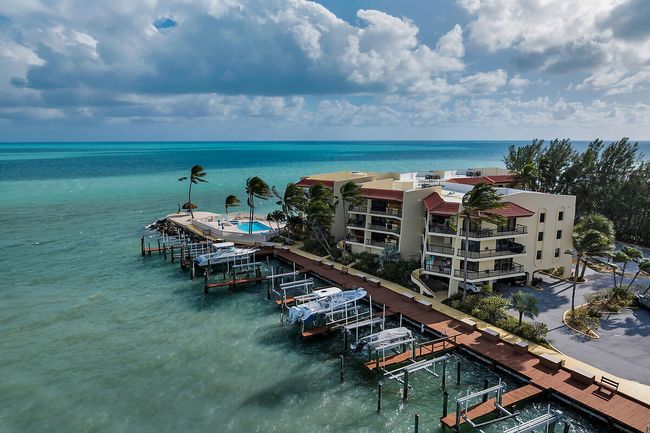 Seapointe Condo | Image 54