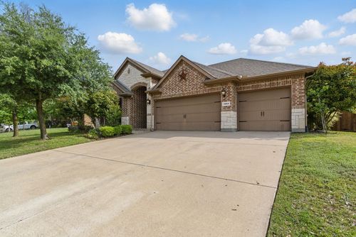 1553 Salado Trl, Weatherford, TX, 76087-2162 | Card Image