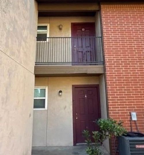 apt-10-410 Bryan St, Denton, TX, 76201-3980 | Card Image