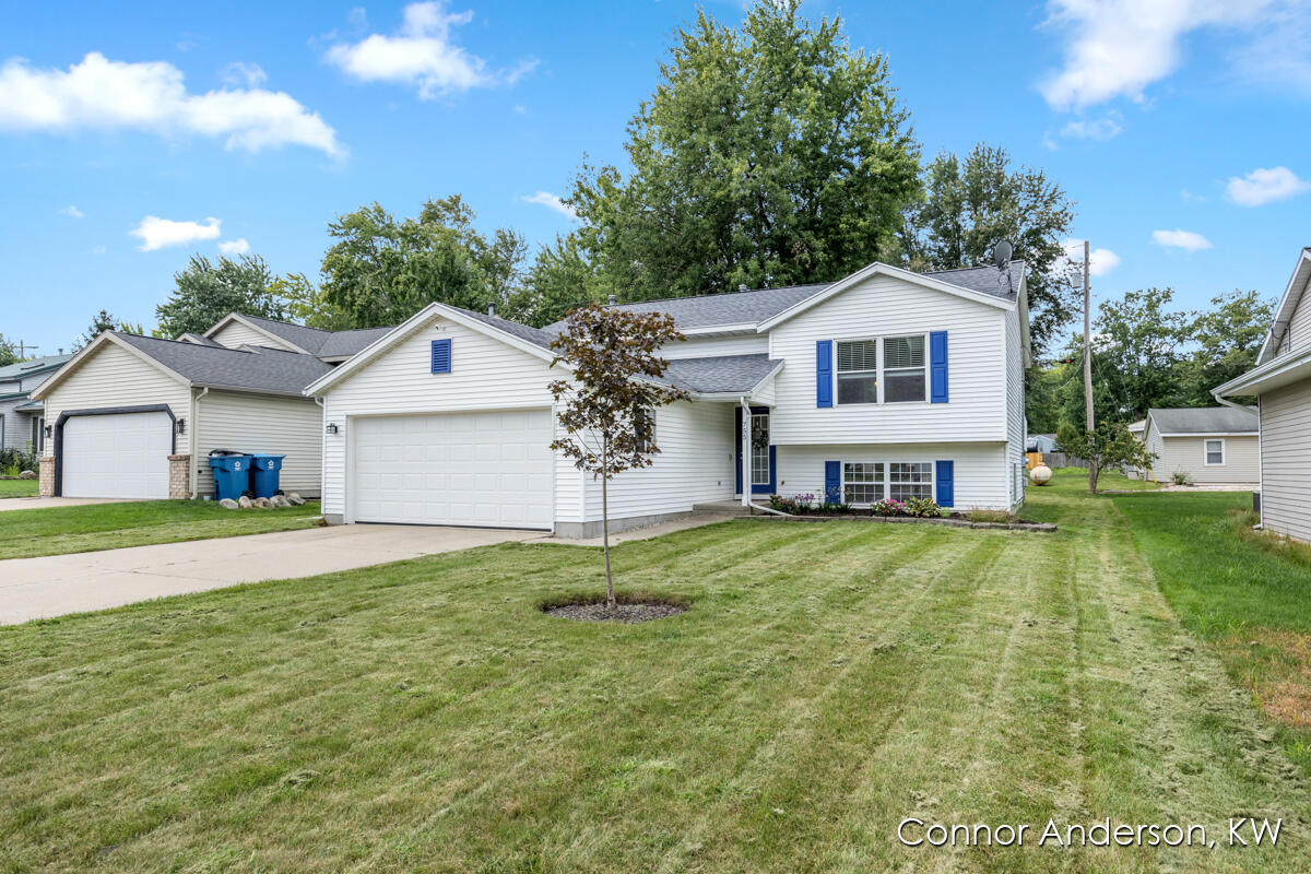Cloverdale Ave, Grand Rapids, MI 49534