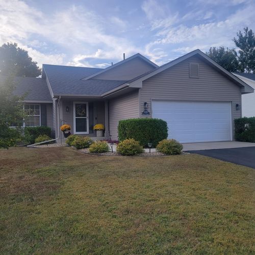 1220 Ridge St, Jordan, MN, 55352-8610 | Card Image