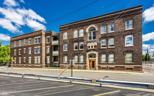 apt-g-108 E Saint Clair St, Indianapolis, IN, 46204-1195 | Card Image