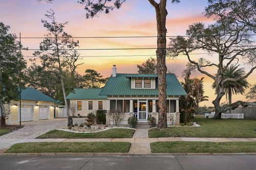 28 E Park Ave, St Augustine, FL, 32084-2161 | Card Image