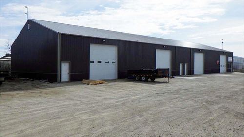 1502 35th Ave W, Spencer, IA, 51301-2503 | Card Image