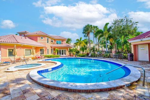 apt-105-200 Uno Lago Dr, Juno Beach, FL, 33408-2691 | Card Image