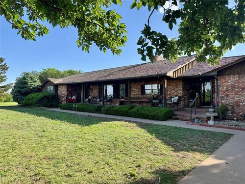 202 Whiteshield Street, Hammon, OK, 73650 | Card Image