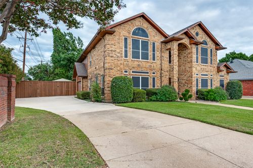 5401 Emerald Park Blvd, Arlington, TX, 76017-4520 | Card Image