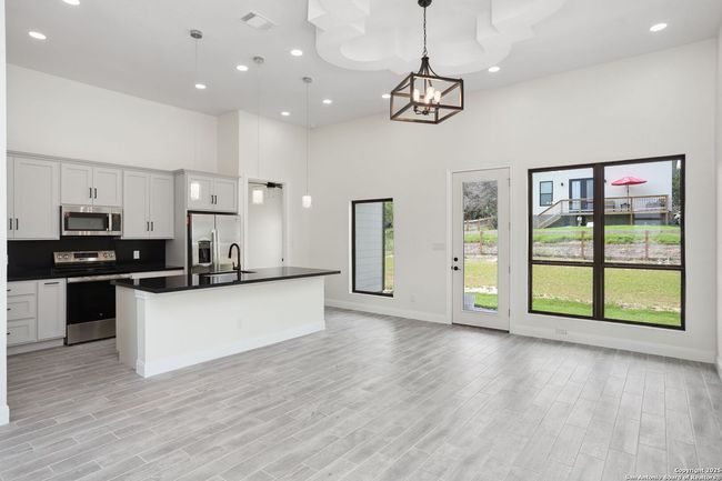 1307 Rimrock Cv, House other with 3 bedrooms, 2 bathrooms and null parking in Spring Branch TX | Image 4